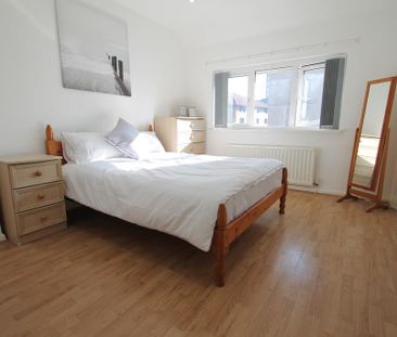 5 bedroom terraced house to rent - Photo 2