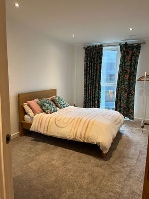 2 Bed Flat, Hogan Court, SE5 - Photo 1