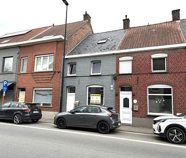 INSTAPKLARE WONING MET 3 SLPKS EN TUIN NABIJ HET CENTRUM VAN RONSE! - Foto 1