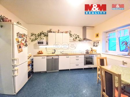Pronájem bytu 2+1 73 m² - Fotografie 2