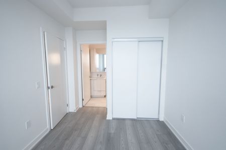 For Lease - 110 Broadway Avenue Unit# 2410, Toronto, Ontario - Photo 3
