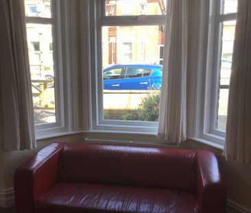 Prime 5 Double Bed Student House on Osborne Road - Photo 2