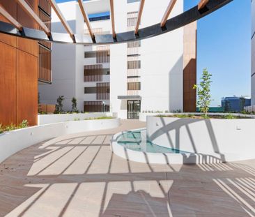 Luxury Apartment in Prime Location - Photo 5