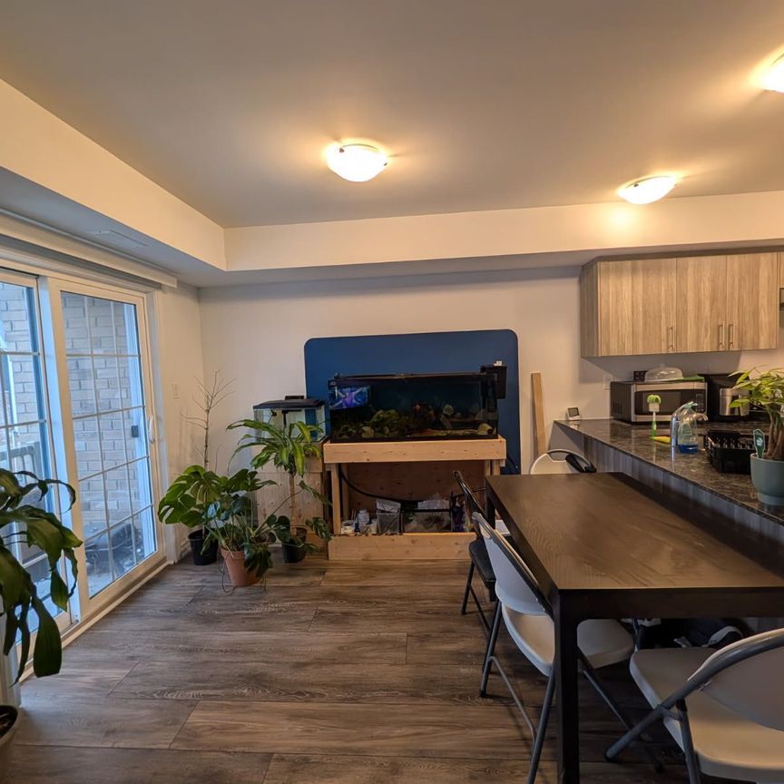 For Lease - 9 Hay Lane Unit# 4, Barrie, Ontario - Photo 1