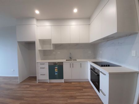 Beautiful Apartment in Sandringham - Photo 4