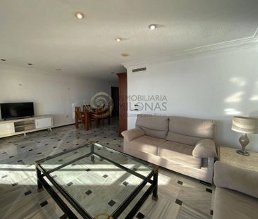 4 room luxury Flat for rent in Benidorm, Valencia - Photo 6