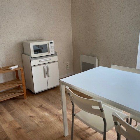 Location Appartement 2 pièces 23m² ANGOULEME 16000 - Photo 1