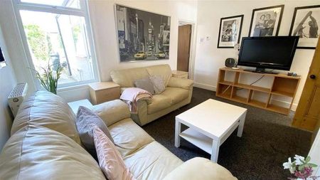 Percy Road, Southsea, PO4 - Photo 2