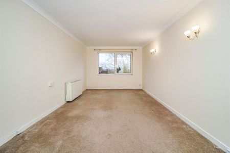 1 bedroom retirement property to rent - Photo 3