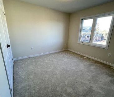 10 MALONE LANE - Photo 2