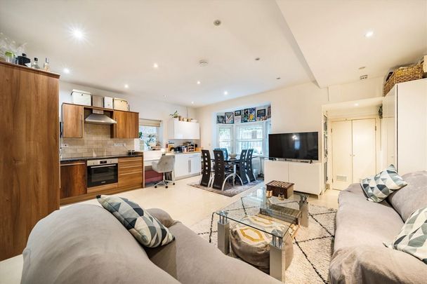 Edith Road, W14 0SU, London - Photo 1