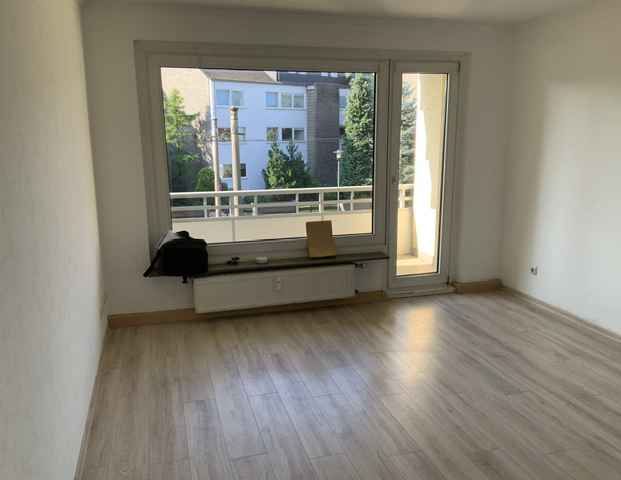 Gemütliche 3-Zimmer-Wohnung mit Laminatboden in Krefeld - Photo 1