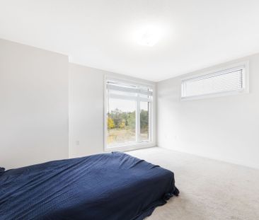 For Lease - 2 Queenpost Drive, Brampton, Ontario - Photo 3