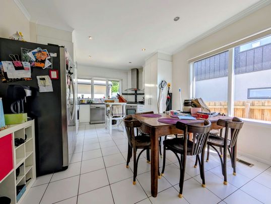 Welcome Home - Photo 1