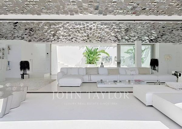 Luxury Villa for rent in Es Cubells, Balearic Islands