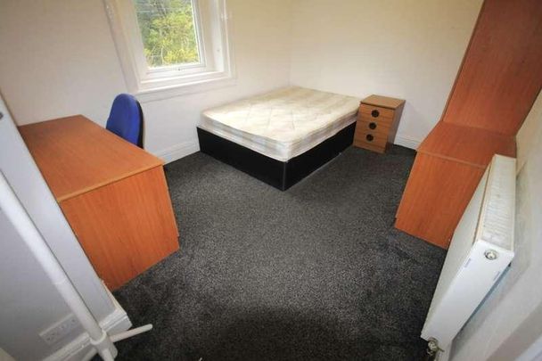 Regent Park Terrace, Leeds, LS6 - Photo 1