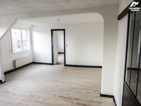 Appartement T3 rénové à louer sur Saint Pol Sur Mer. Ce bien, au 1er étage d'un petit immeuble... - Photo 3