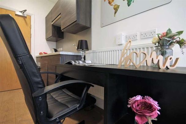 The Bruce Building, Newcastle Upon Tyne, NE1 - Photo 1