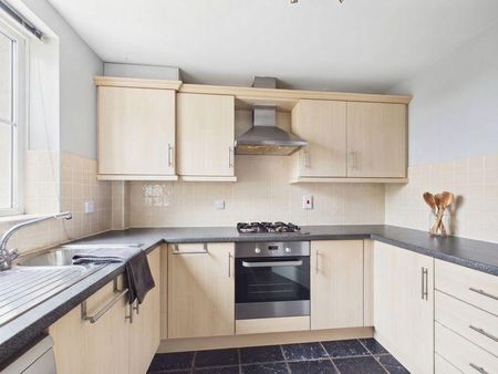 2 bedroom semi-detached house to rent - Photo 5