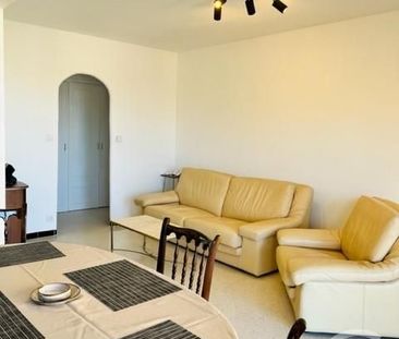 Location Appartement 2 pièces 66m² LE GOLFE JUAN 06220 - Photo 6