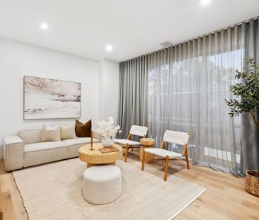 Luxury Living - Photo 3