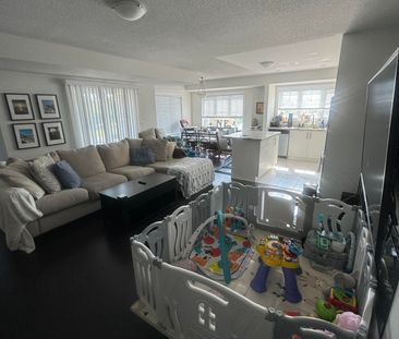 For Lease - 20 Mappin Way, Whitby, Ontario - Photo 5