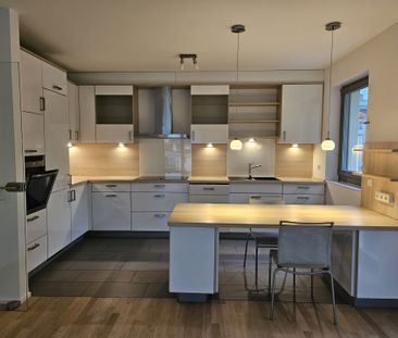 Moderne Etagenwohnung im schönen Lemmerzpark *Einbauküche - Photo 6