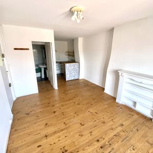 Apartment - Photo 2
