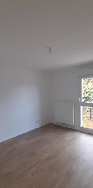 Location Appartement 3 pièces 60m² LOOS 59120 - Photo 1