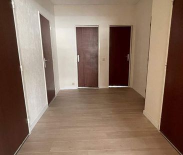 Appartement te huur in Ekeren voor € 850 met 2 slaapkamers - Photo 1