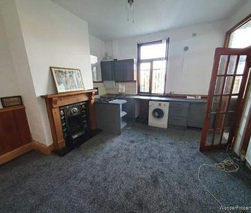 1 bedroom property to rent in Dewsbury - Photo 1