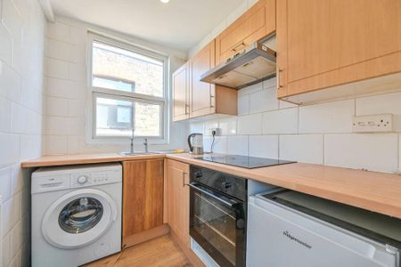 Studio to rent - Photo 3