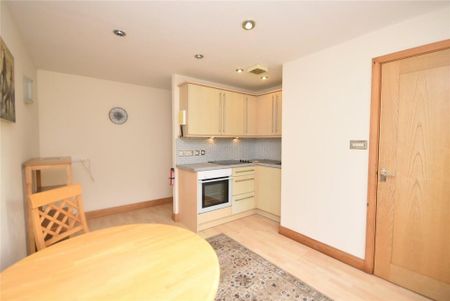 1 bedroom semi-detached house to rent - Photo 5