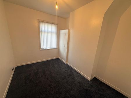 2 bedroom property to rent - Photo 5