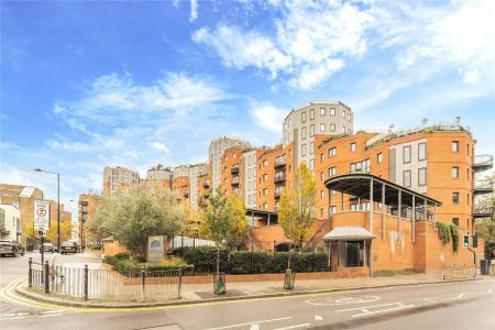 1 bedroom flat in 3 Arnhem Place - Photo 3