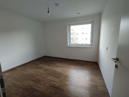 Modern, gut gelegen und viel Platz - Foto 3