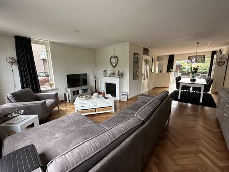 Huis te huur: Elgarstraat 32 3335 DA Zwijndrecht - Photo 2