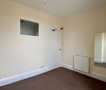 Priorswood Road, Taunton - Photo 4