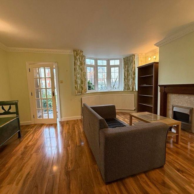 4 bedroom terraced house to rent - Photo 1