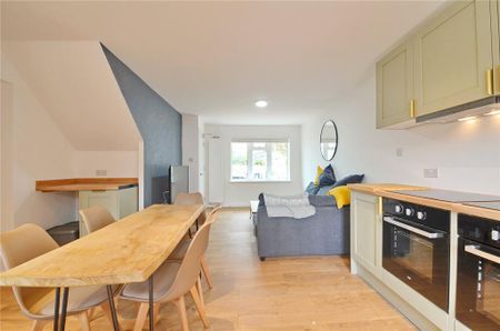 6 bedroom semi-detached house to rent - Photo 3