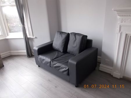 Student Properties to Let - Photo 5