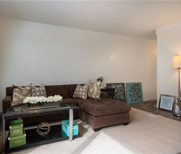 For Lease - 200 Charlton Avenue Unit# 502, Hamilton, Ontario - Photo 6