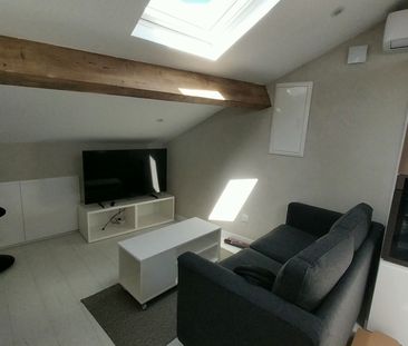 Location Studio meublé refait à neuf - Photo 1