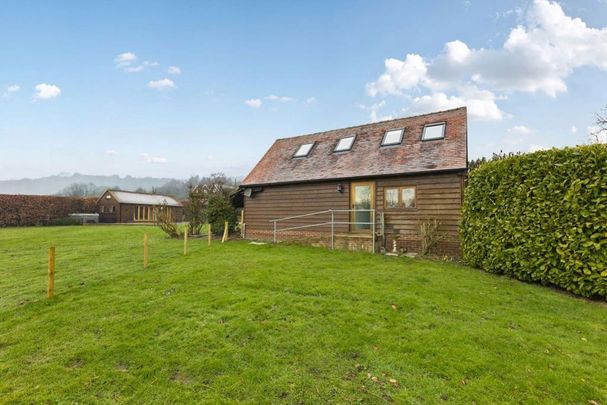 2 bedroom detached house to rent - Photo 1