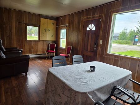 For Lease - 14 Elm Grove Avenue, Richmond Hill, Ontario - Photo 4