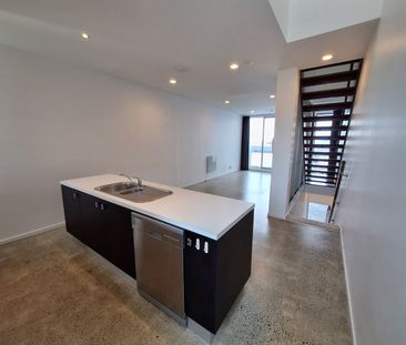 Mt Eden - Grace Court - Grammar Zone - Photo 1