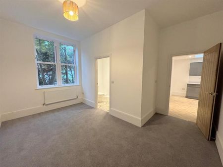 1 bedroom flat to rent - Photo 4
