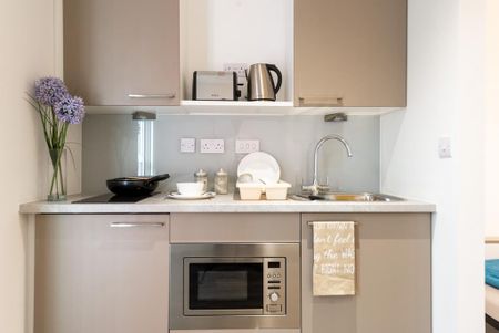 Studio to rent - Photo 4