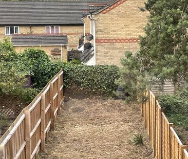 3 bedroom terraced house to rent - Photo 2