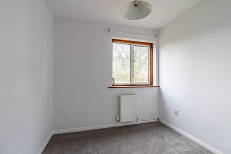 3 bedroom mid terraced house to rent, Available unfurnished from 13/12/2024 - Photo 4